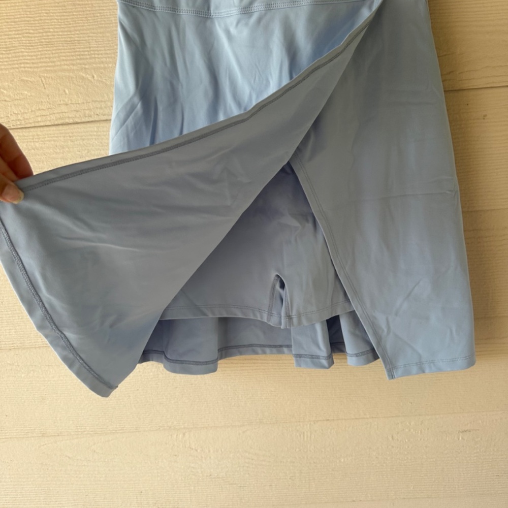 Tennis dress - Picture 2 of 2